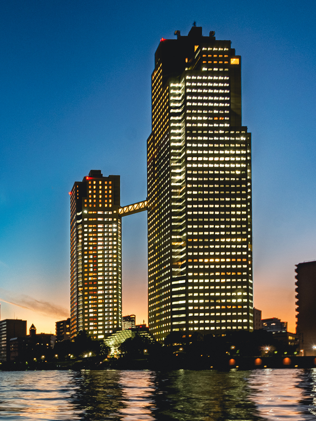 銀座クレストン外観