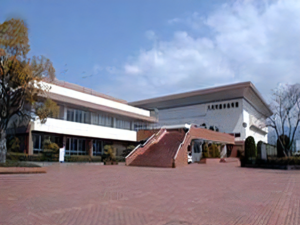 八代トヨオカ地建アリーナ