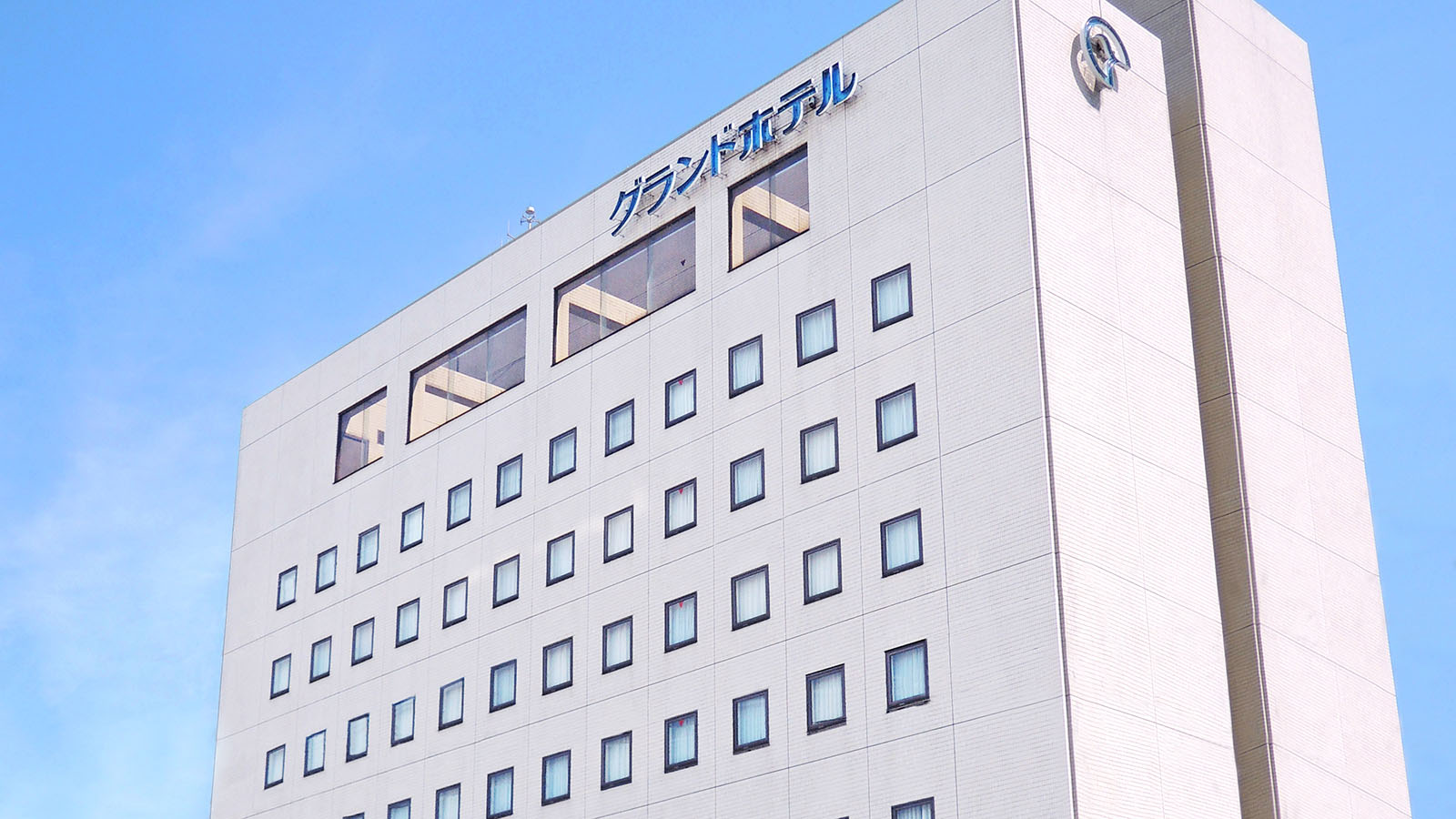 八代グランドホテル外観