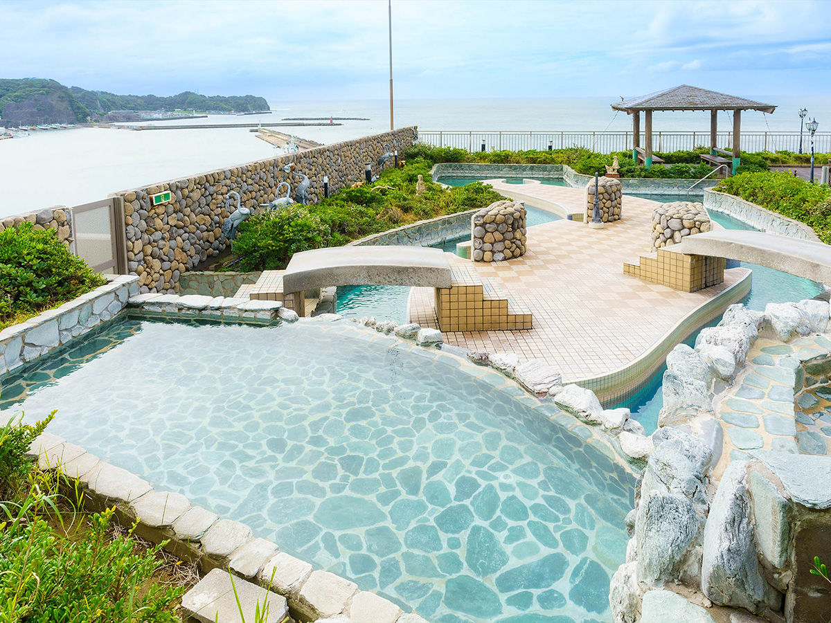 屋外スパゾーンイメージ