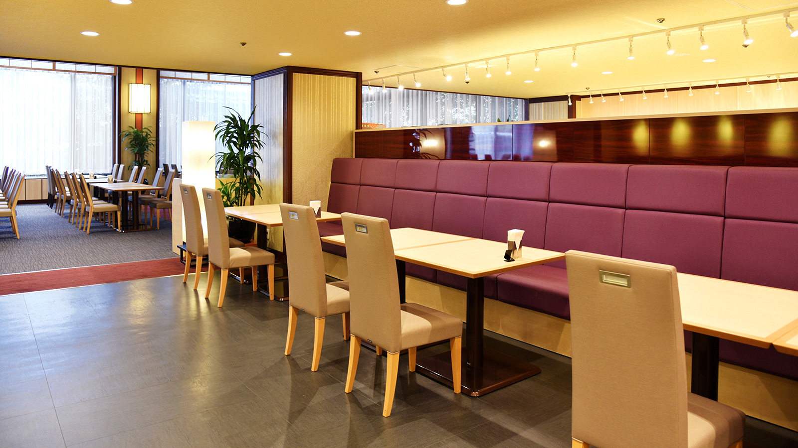 京わらべ店内イメージ