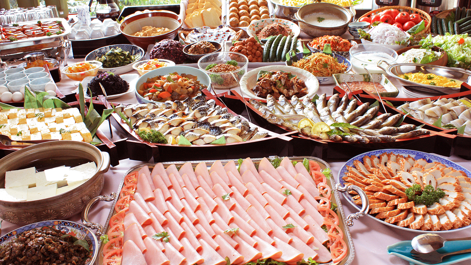 朝食バイキングイメージ