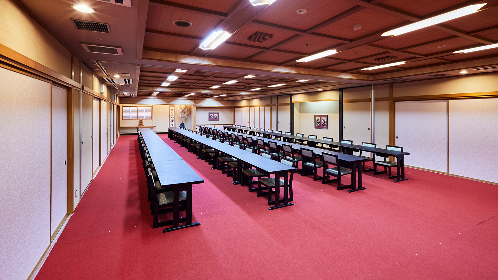 中宴会場「海郷」