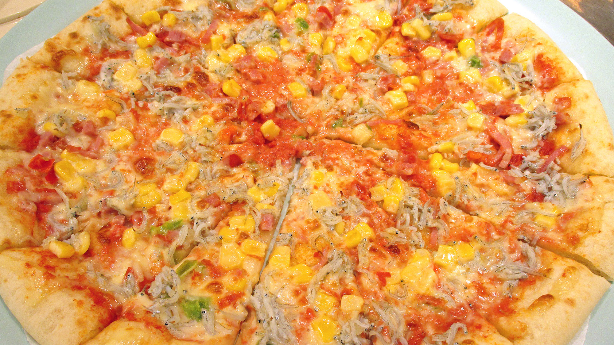 ナン伊豆『伊東レモンしらす』ピザ