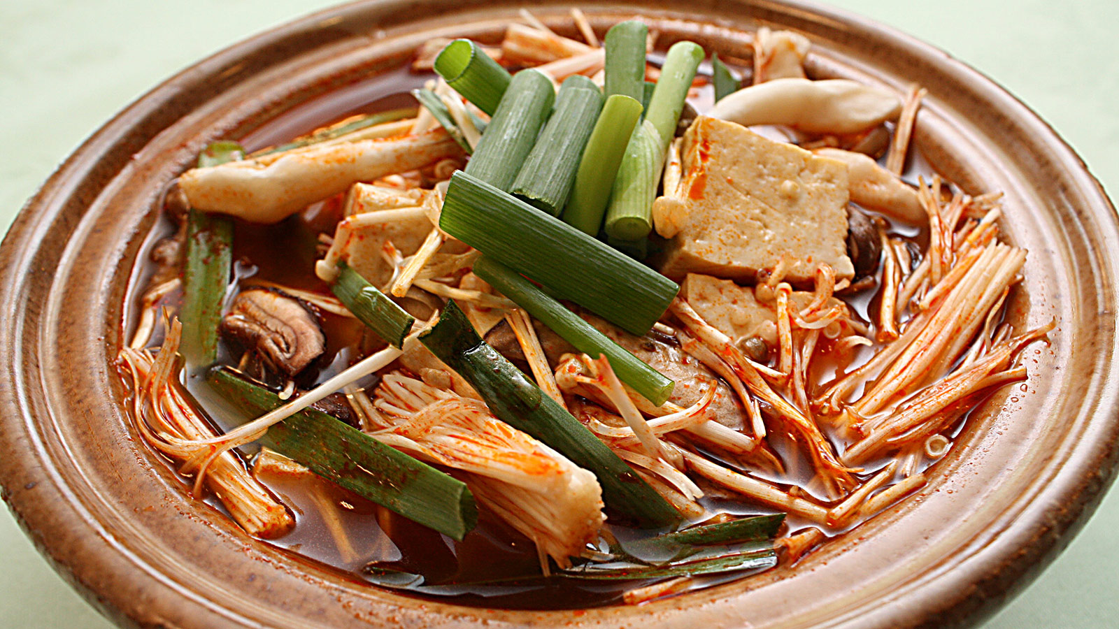 豆腐の茸キムチチゲ