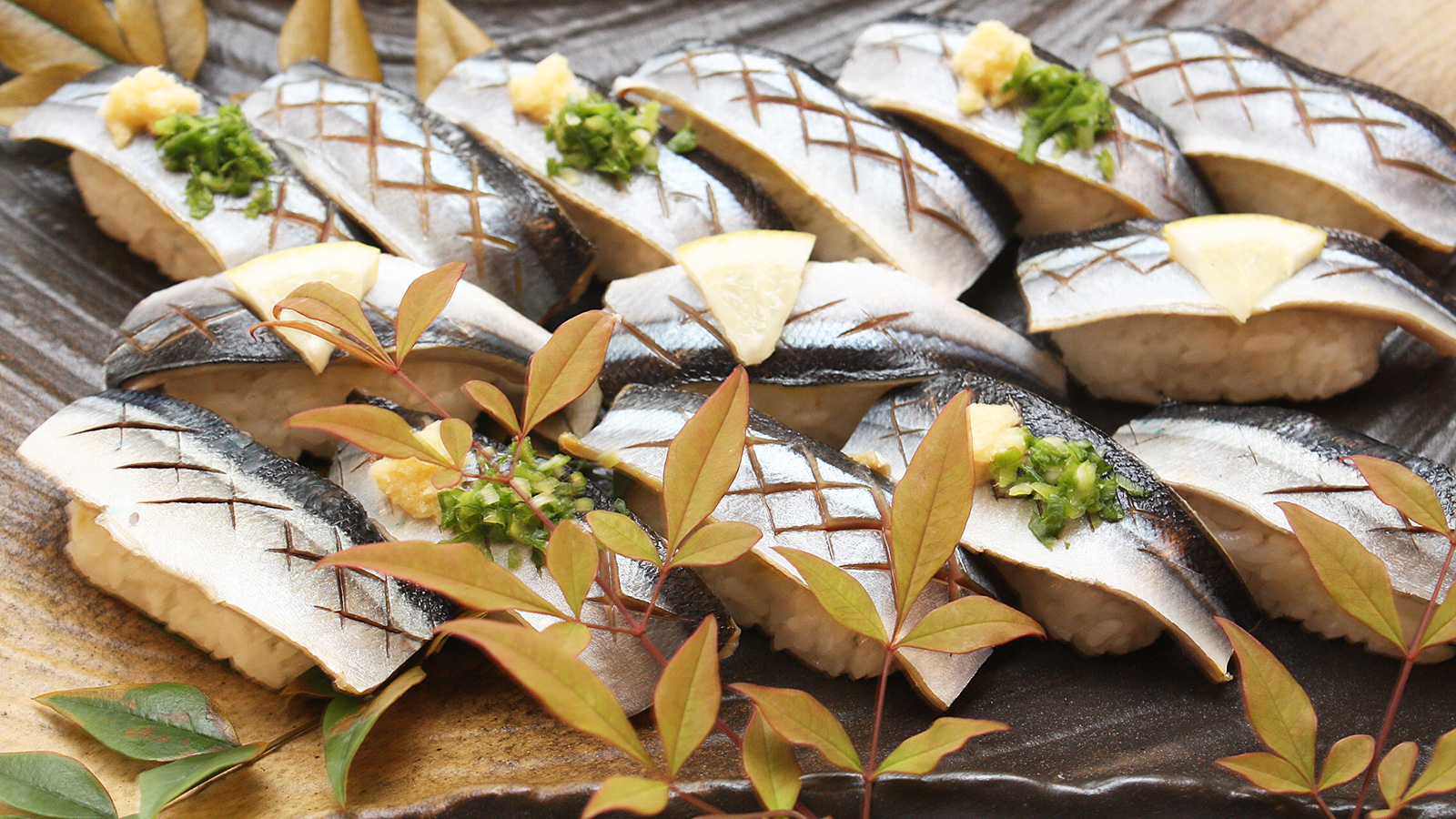 秋刀魚握り寿司