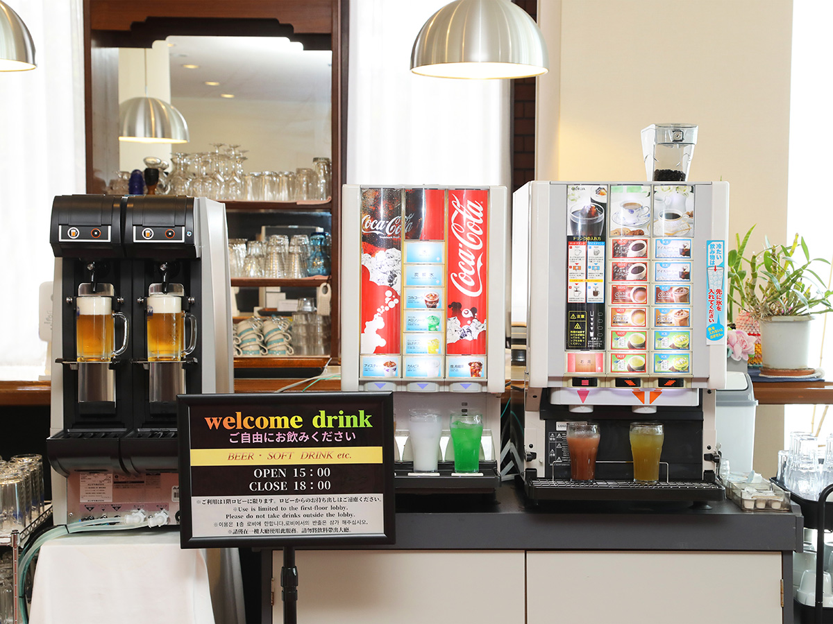 生ビールやソフトドリンクのドリンクサーバー