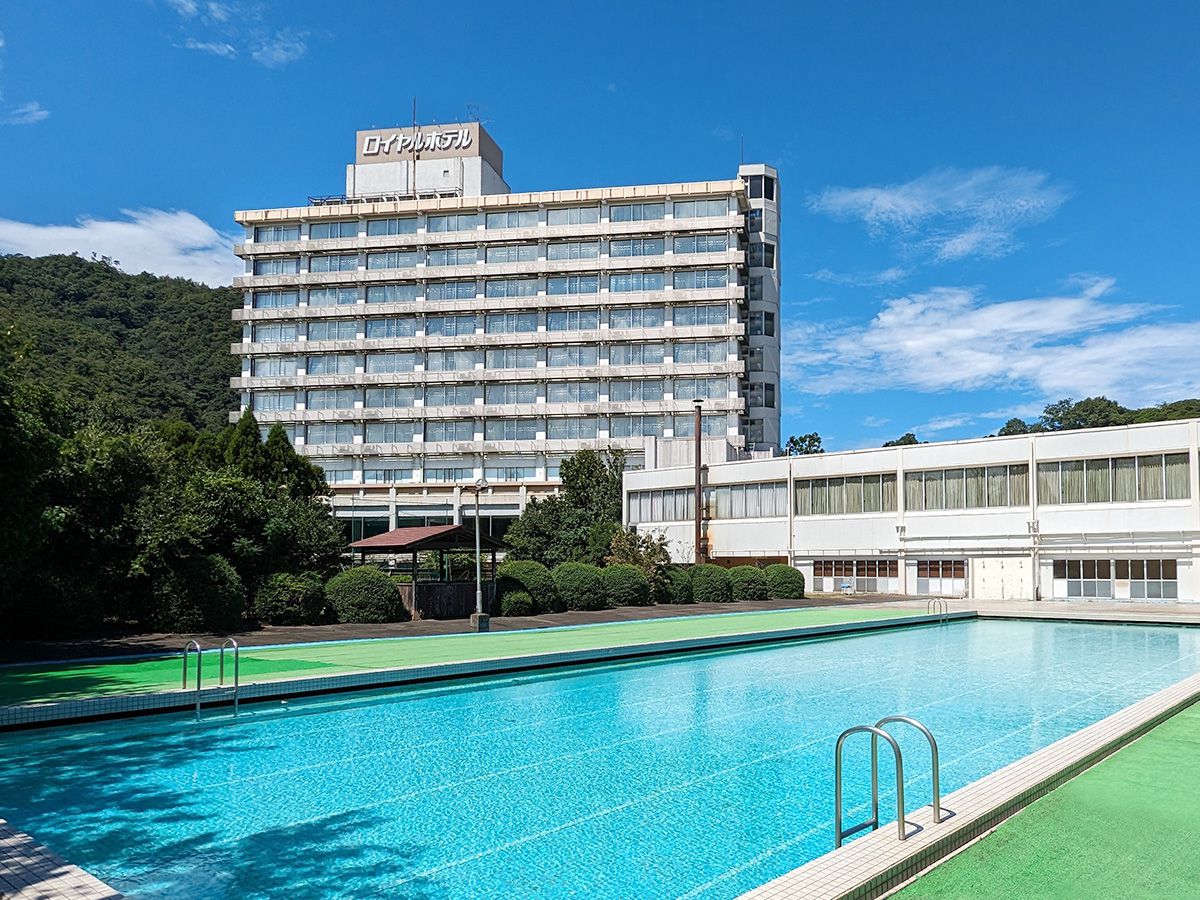 プール